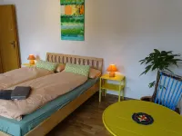 Organic Bnb Froschkönig "Dorfplatz"