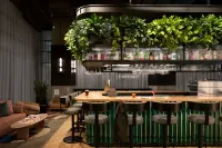 Moxy Montreal Downtown - bar