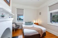 ريفليكشنز نورا هيد لايت هاوس كوتيدجز