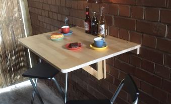 Hull Trinity Backpackers