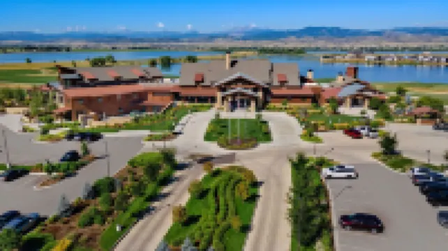 سينيك ماونتن ريتريت جولف، بيكلبول، ريلاكس فنادق في 