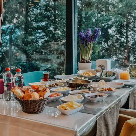 Otel Grand Lark İstanbul Отели рядом с достопримечательностью «Станция метро Pendik»