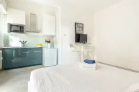 Alessia's Flat- Milano M3 Corvetto Hotel a Vigentino