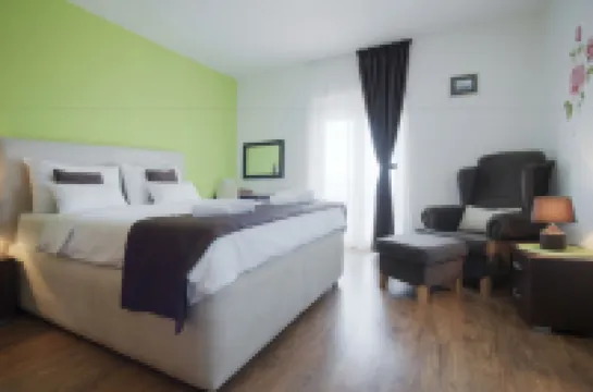 Apartments Đurašević Hotels near Royal Beach