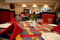 Channel View Hotel - พร้อมอาหารเช้า