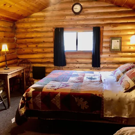 Carlo Creek Cabins