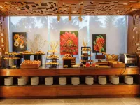 Araliya Beach Resort & Spa Unawatuna- Where You Meet the Sea All Year Hotels in Unawatuna