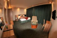 Elite Crystal Hotel - ห้องครัว