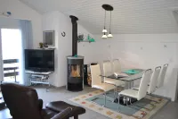 Two-Bedroom Apartment for 4-5 Guests with Lake and Mountain Views Hotels in Emmetten