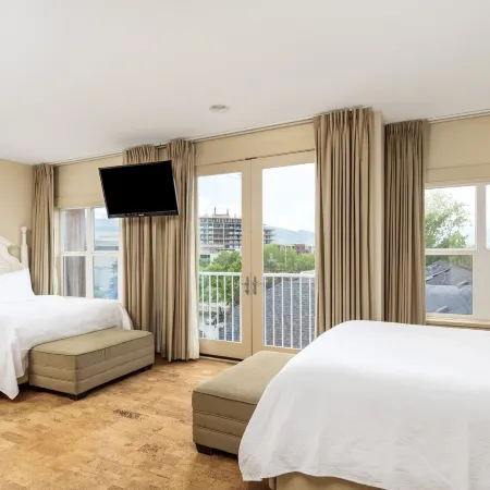 Hotel Eldorado at Eldorado Resort