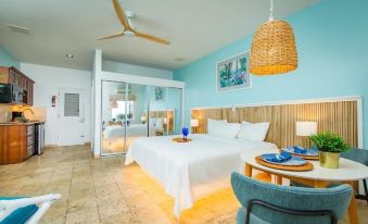 Tamarind Reef Resort Spa & Marina