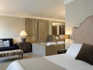 卡瓦哈爾吉隆宮飯店