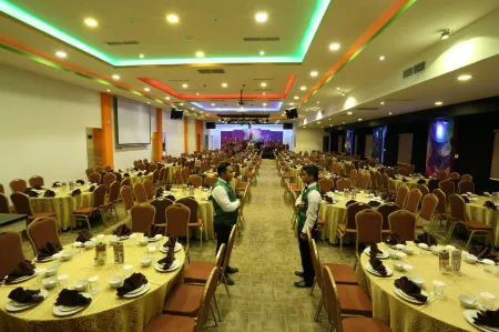 Miyanna Hotel Отели в г. Percut Sei Tuan