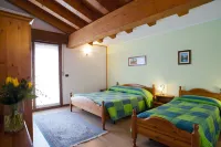 Ai Casali Hotels near Lago di Cavazzo / Lât di Cjavaç