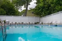 Bar Harbor Villager Motel - Downtown Hotels in Gouldsboro