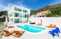Villa Dupcic - Villaer
