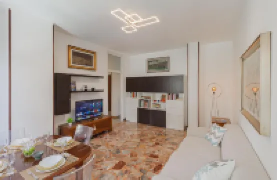 Madamart - 301 Autodromof1 中心