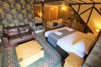 The Kings Arms Chipping Norton - parking