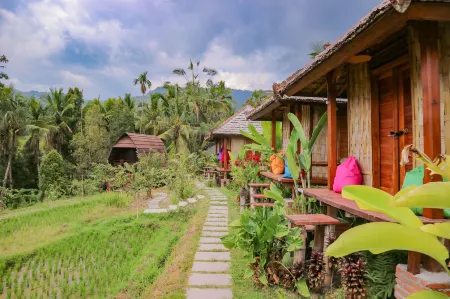 Puri Sunny Camp Отели рядом с достопримечательностью «Бали»