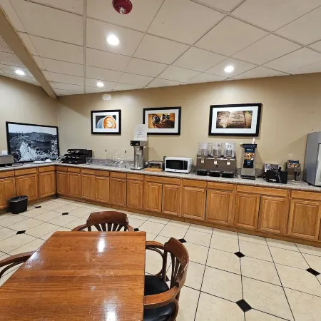 Clarion Inn & Suites