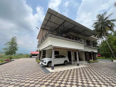 De Royale Summit Home Stay Hotel di Dakshina Kannada