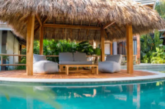 Blue Mist Hotel & Beach Club