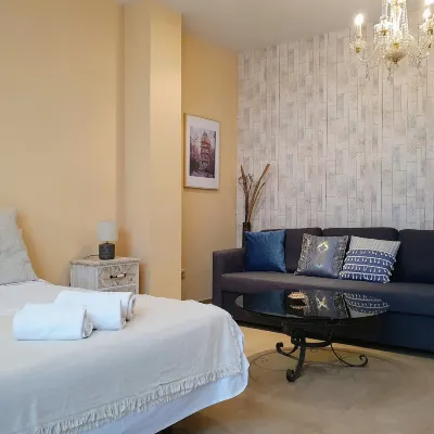 Triana Luxury Home โรงแรมใกล้โบสถ์เดโลสมาริเนโรส