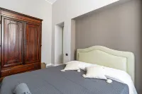 Vittoria Corner - Bymyhomeincomo Hotels near Como Camerlata