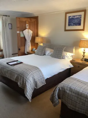 Furan GuestHouse Hotels near River Ness