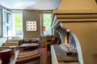 Hotel Burrhus فنادق في Seguret