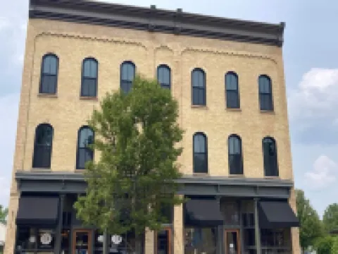 Muskegon River Inn Hotels in Newaygo County