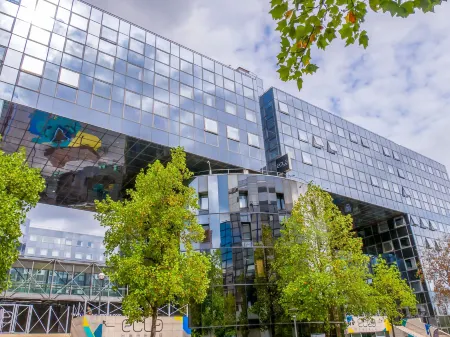 Ecla Paris Noisy-Le-Grand Отели в г. Бри-Сюр-Марн