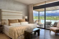 The Vines Resort & Spa - 5 Sao