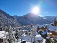 Ground floor apartment 55 m2 + garden in chalet, near resort center, quiet location 香帕尼住宿飯店