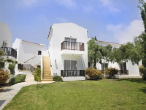 Akti Beach Hotel & Village Resort Hotels in Chloraka