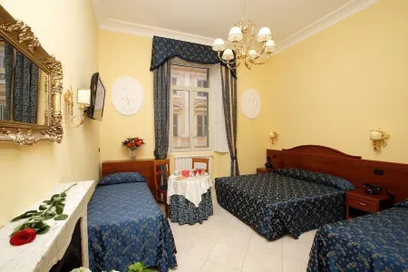 Caroline Suite