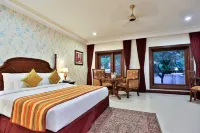 Regency Lagoon Resort Hotels in Раджкот