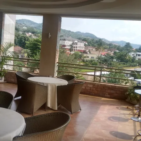 Martha Hotel