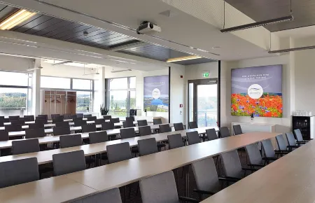 Bio-Seehotel Zeulenroda Отели в г. Цойленрода-Трибес