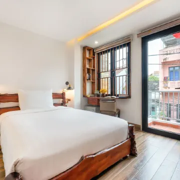 La An Old Town Hotel Отели рядом с достопримечательностью «Ipa-Nima»