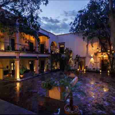 El Mesón de Santa Rosa Hotel Exterior