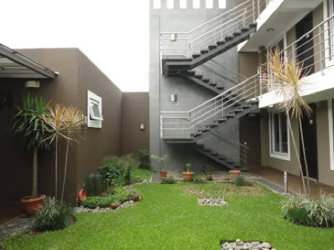 Terra Bella Hotel Boutique Отели рядом с достопримечательностью «Military Museum of the Armed Forces of El Salvador»