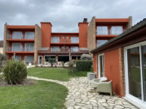 Logis Hôtel- Restaurant Le Relais de Montigny