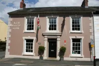 The New White Lion Hotels in Llanwrtyd Wells