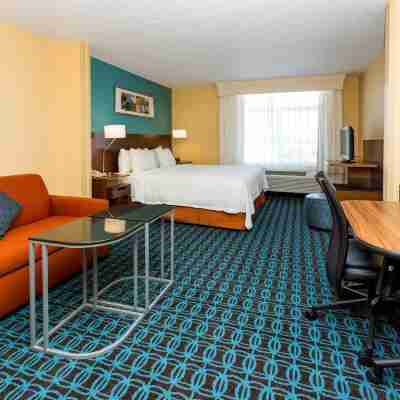 Fairfield Inn & Suites des Moines West Rooms