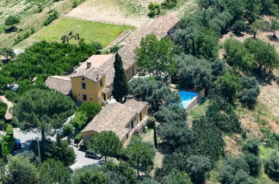 아치엔다 아그리투리스티카 레 푸첼레