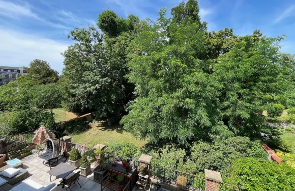 馬諾伊城市休閑酒店