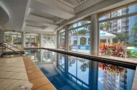 Bel Air on Broadbeach - Official - Beach