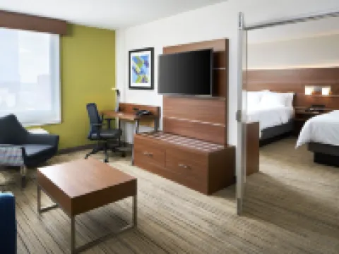 ホリデイ イン エクスプレス リッチモンド ダウンタウン リッチモンドのホテル