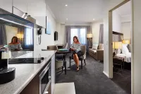 Attika Hotel فنادق في Inglewood